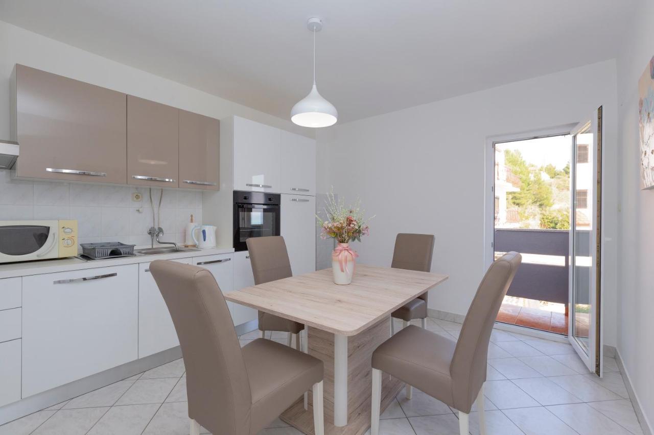 Apartments Rudi 로크바 로고즈니차 외부 사진