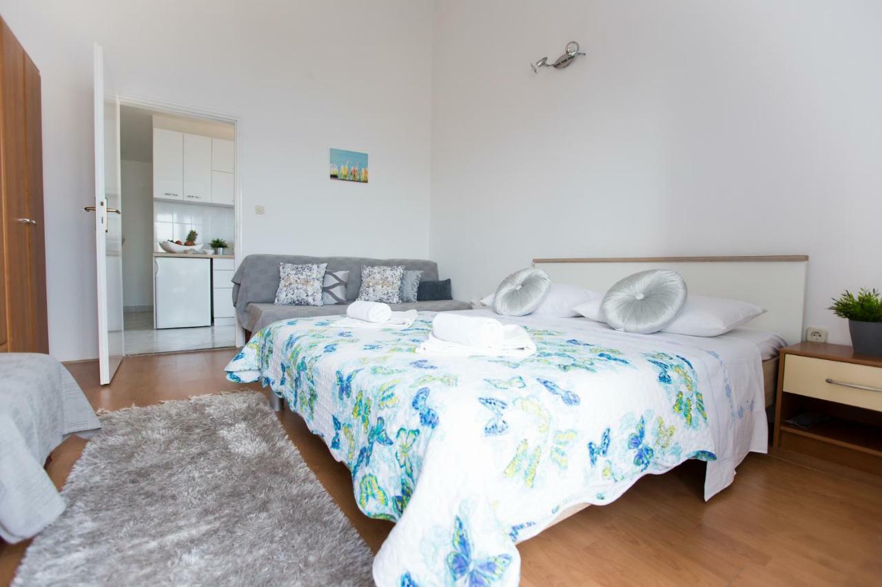 Apartments Rudi 로크바 로고즈니차 외부 사진