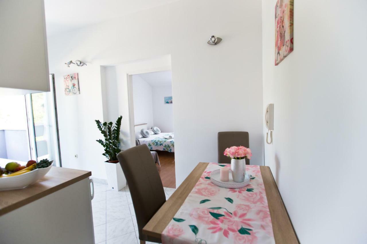 Apartments Rudi 로크바 로고즈니차 외부 사진