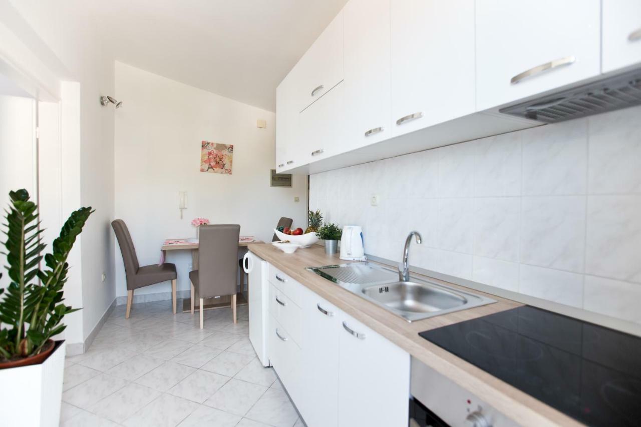 Apartments Rudi 로크바 로고즈니차 외부 사진
